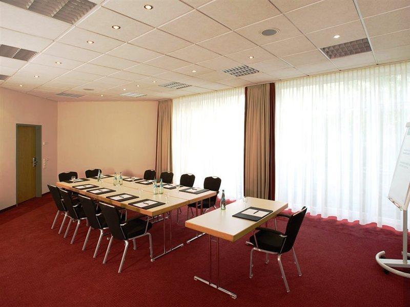Nh Berlin Potsdam Conference Center Hotel Kleinmachnow Eksteriør billede