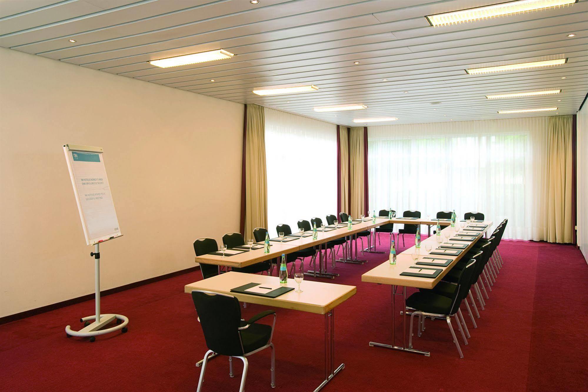 Nh Berlin Potsdam Conference Center Hotel Kleinmachnow Eksteriør billede