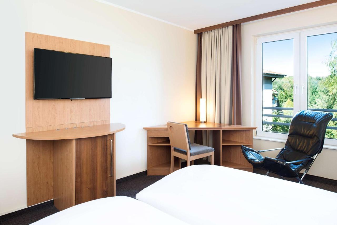 Nh Berlin Potsdam Conference Center Hotel Kleinmachnow Eksteriør billede